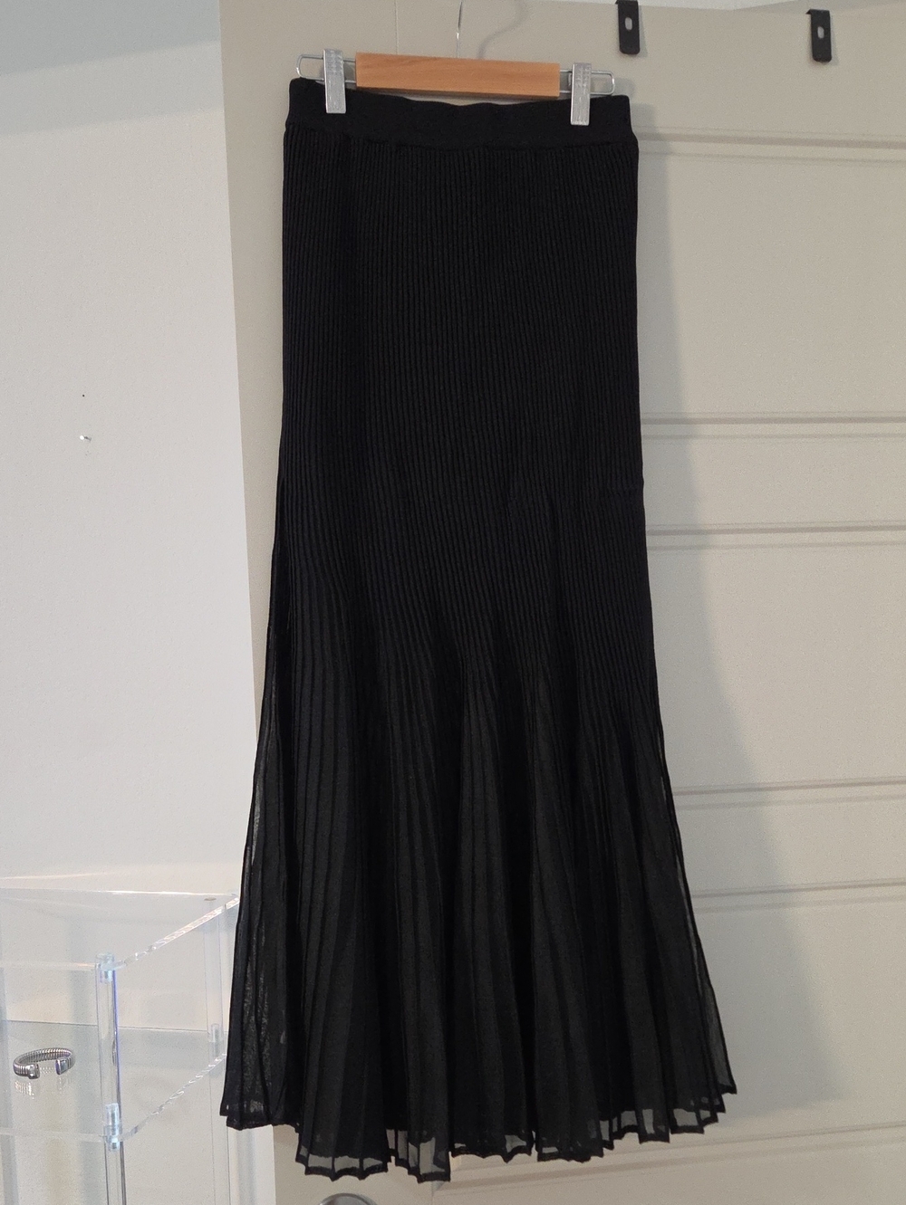 Black Pleated Midi Accordion Skirt - Classic Women's Skirt